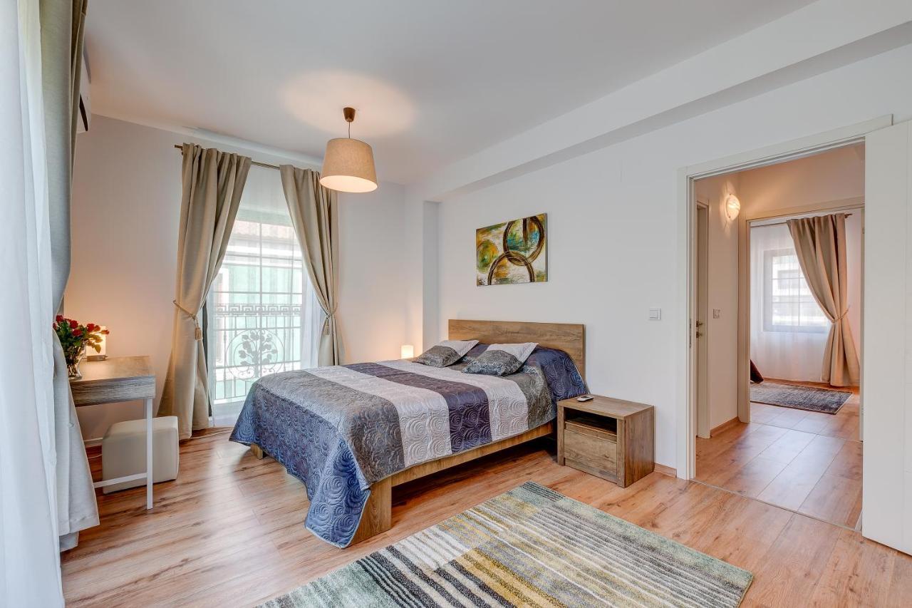 Bucharest Airport Suites & Villas Otopeni Eksteriør bilde